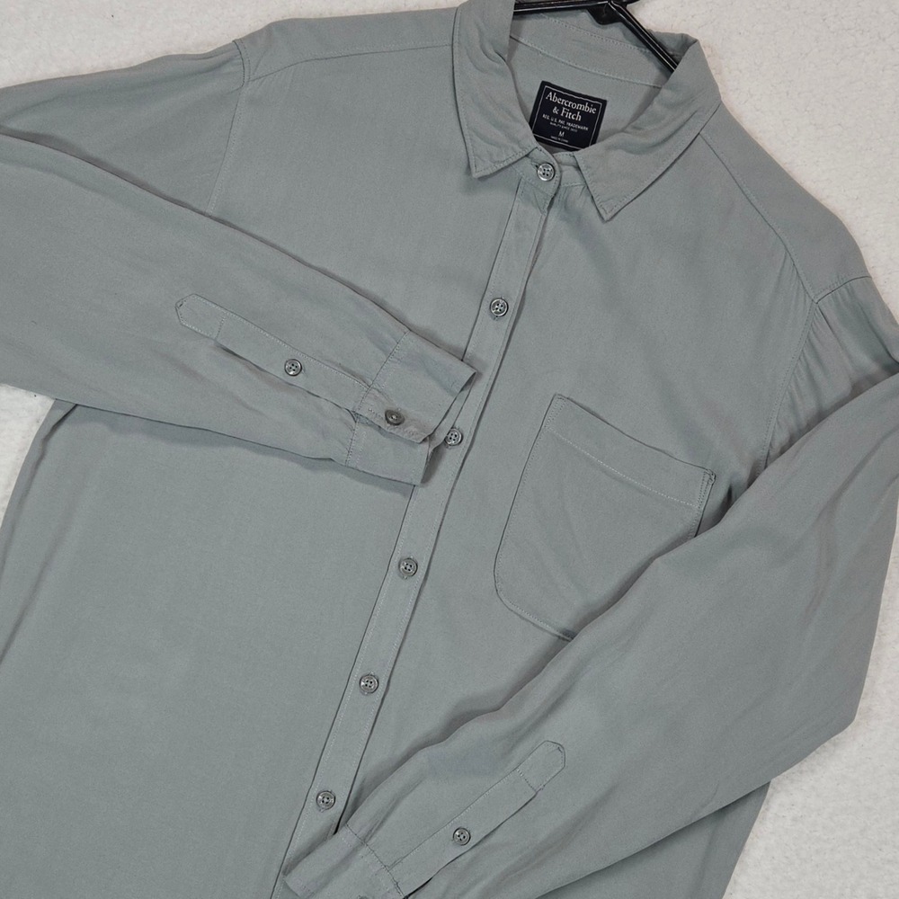 Abercrombie & Fitch Button Down Shirt Women Medium Sage Green Long Sleeve Pocket